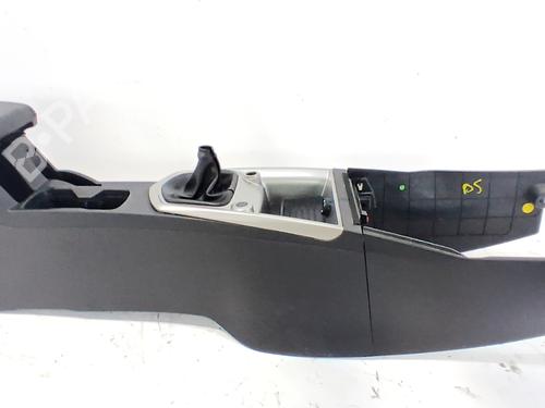 Used Middle console Middle console 38168119 38168119