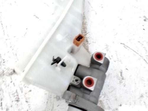 Used Brake master cylinder Brake master cylinder KIA CEED Sportswagon (CD) 1.0 T-GDI (120 hp) 35752660 35752660