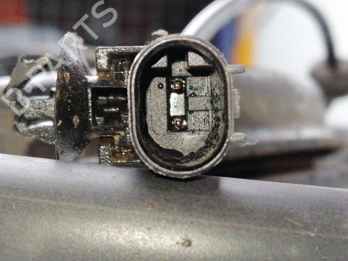 Used Right rear steering knuckle FIAT QUBO (225_) 1.3 D Multijet (225CXB1A, 225AXB1A, 225CXB11, 225AXB11,... (75 hp) 23936267