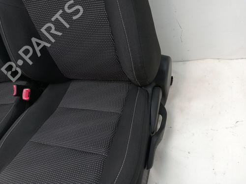 Seats set TOYOTA AURIS (_E18_) 1.4 D-4D (NDE180_, NDE180R) | BP23354970C78 