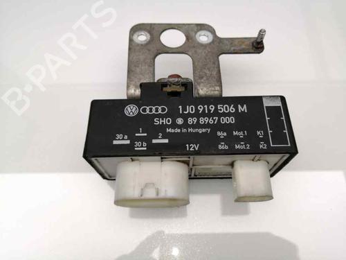 Elektronisk modul SEAT IBIZA IV (6J5, 6P1) 1.4 (85 hp) 23448925