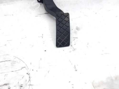 pedal-vw-golf-vii-variant-ba5-bv5-2013-2014-2015-2016-2017-2018-2019-2020-2021-2022-36666638 main image