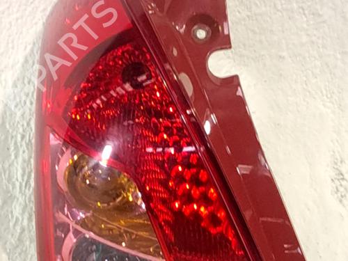 Used Left taillight Left taillight SUZUKI SWIFT III (MZ, EZ) 1.3 (RS413, ZC11S) (92 hp) 33012143 33012143