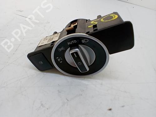 Used Headlight switch MERCEDES-BENZ CLA Shooting Brake (X117) CLA 180 (117.942) (122 hp) 30846409