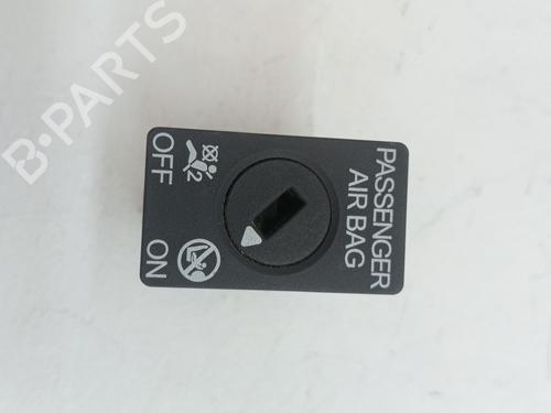 Used Electronic sensor VW GOLF VII (5G1, BQ1, BE1, BE2) 2.0 TDI (150 hp) 28037029