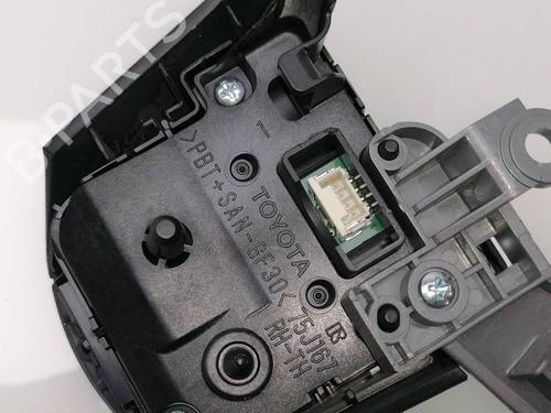 Steering wheel controls TOYOTA HILUX VIII Pickup (_N1_) 2.4 D 4WD (GUN125_, GUN125R) | BP26210132E15 