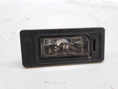 Used Licence plate light SKODA SUPERB III Estate (3V5) 2.0 TDI (150 hp) 23375088
