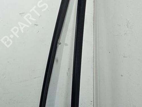 Used Roof bar BMW X1 (E84) sDrive 18 d (143 hp) 26538533