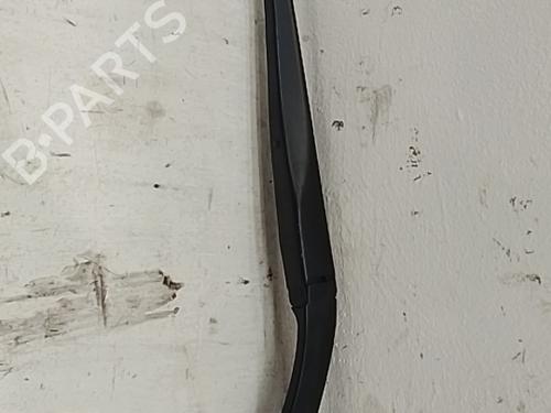 front-windshield-wiper-arm-kia-sportage-iv-ql-qle-2015-2016-2017-2018-2019-2020-2021-2022-40549716 main image