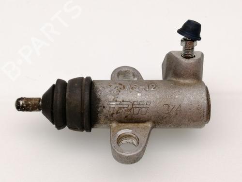 Clutch slave cylinder NISSAN TERRANO II (R20) 2.7 TD 4WD | BP23893297M113 