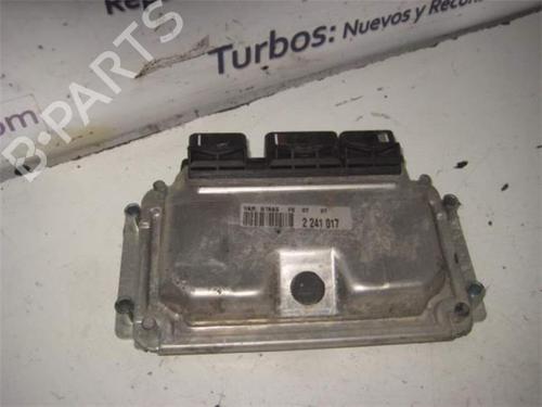 Used Engine control unit (ECU) CITROËN XSARA (N1) 1.6 16V (109 hp) 25915649