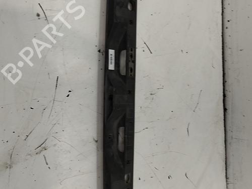 Pynteliste til bagklap Pynteliste til bagklap MERCEDES-BENZ SPRINTER 3,5-t Van (B906) 313 CDI (906.631, 906.633, 906.635, 906.637) (129 hp) 36540263 36540263