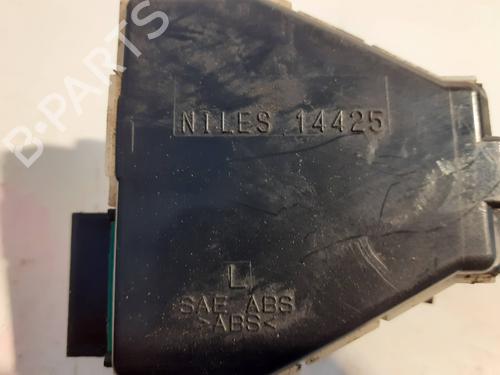 Used Headlight switch NISSAN NAVARA NP300 (D40) 2.5 dCi 4WD (171 hp) 25464923