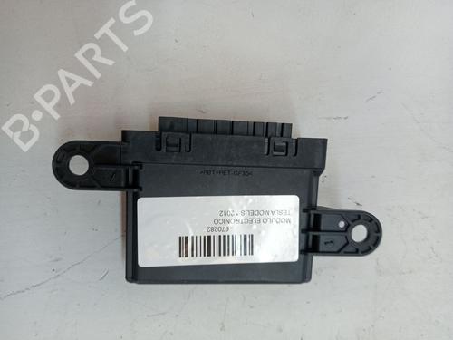 Module électronique TESLA MODEL S (5YJS) P85 | BP25999200M83 