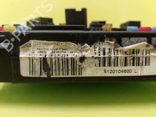 Fuse box PEUGEOT 407 (6D_) 2.0 HDi 135 (6DRHRH, 6DRHRE, 6DRHRG, 6DRHRJ) | BP23935468E1 