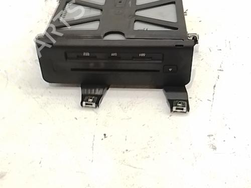Used Radio Radio 38419899 38419899
