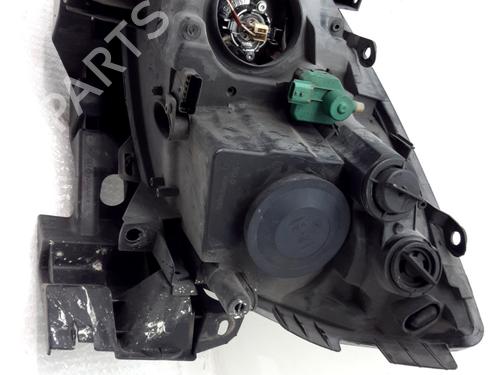 Right headlight RENAULT SCÉNIC II (JM0/1_) 1.9 dCi (JM14) | BP32106233C29