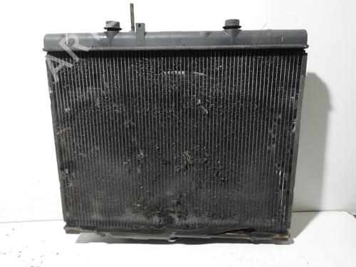 Used Water radiator MITSUBISHI PAJERO II (V3_W, V2_W, V4_W, V5_W) 2.5 TD 4WD (V24W) (99 hp) 26147064