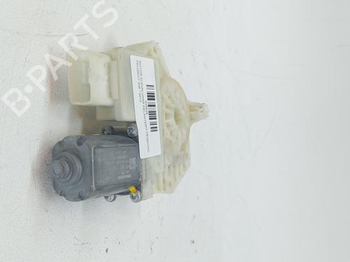 Right front window motor PEUGEOT 308 II (LB_, LP_, LW_, LH_, L3_) 1.2 THP 130 | BP24659200E20 