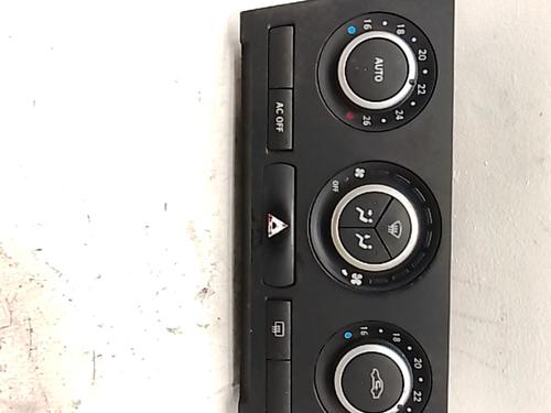 Used Climate control Climate control SAAB 9-3 (YS3F, E79, D79, D75) 1.9 TiD (150 hp) 35721889 35721889