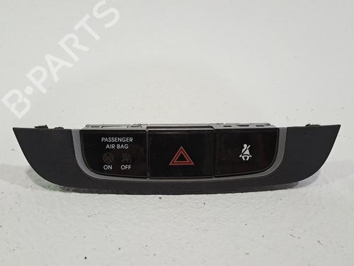 Used Warning switch HYUNDAI ix35 (LM, EL, ELH) 1.7 CRDi (116 hp) 23386577