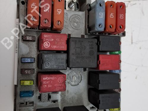 Used Fuse box ALFA ROMEO GT (937_) 1.9 JTD (937CXN1B) (150 hp) 23377782