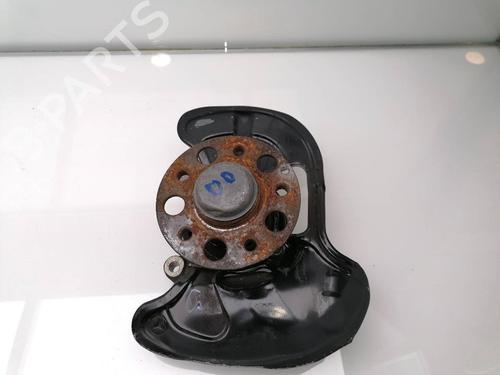 Used Right front steering knuckle MERCEDES-BENZ C-CLASS (W204) C 220 CDI (204.008) (170 hp) 23893554