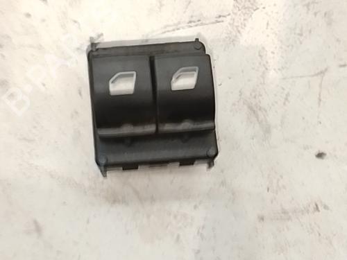 Used Left front window switch Left front window switch 39554683 39554683