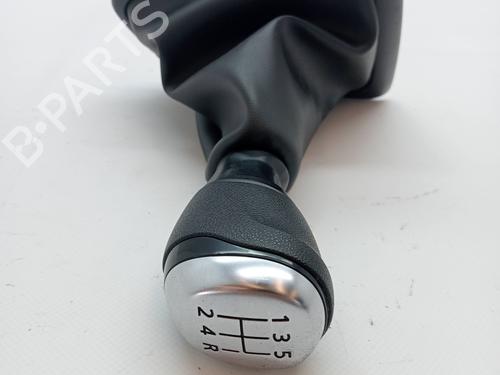 Used Shift knob RENAULT CLIO IV (BH_) 1.5 dCi 75 (75 hp) 23342402