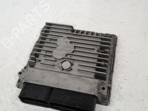 Motorstyringsenhed SKODA RAPID Spaceback (NH1) 1.6 TDI (90 hp) 27253271