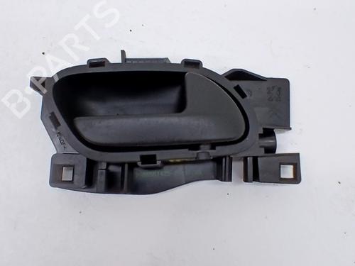 Used Front right interior door handle Front right interior door handle 38416812 38416812