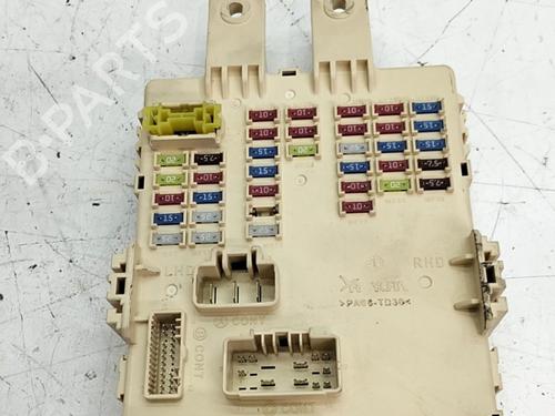 Used Fuse box Fuse box 38799449 38799449