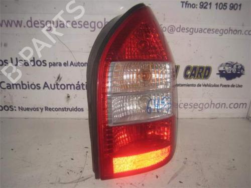 Højre baglygte OPEL ZAFIRA A MPV (T98) 2.2 DTI 16V (F75) (125 hp) 25460297