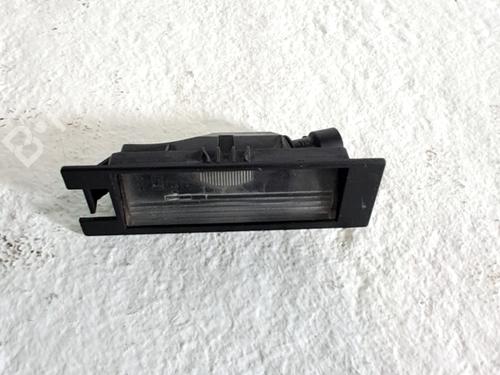 Luce targa FIAT LINEA (323_, 110_) 1.3 D Multijet (323AXB11, 323AXB1A) (90 hp) 31701495