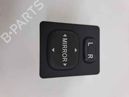 Used Mirror switch TOYOTA YARIS (_P13_) 1.3 (NSP130_, NSP130) (99 hp) 23289022