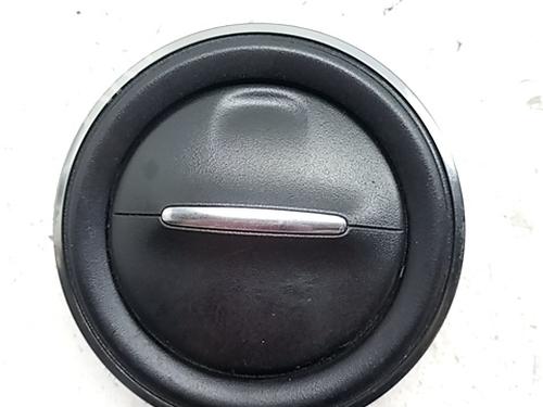 Luchtrooster DACIA DUSTER (HM_) 1.0 TCe 100 (HMMT) (101 hp) 30050537