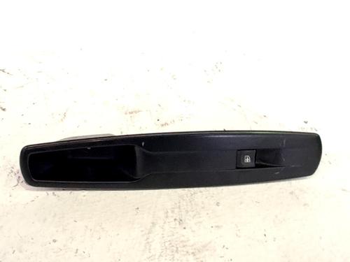 Used Right front window switch Right front window switch RENAULT MEGANE III Hatchback (BZ0/1_, B3_) 1.5 dCi (BZ1G, BZ1W, BZ0R) (95 hp) 33768036 33768036
