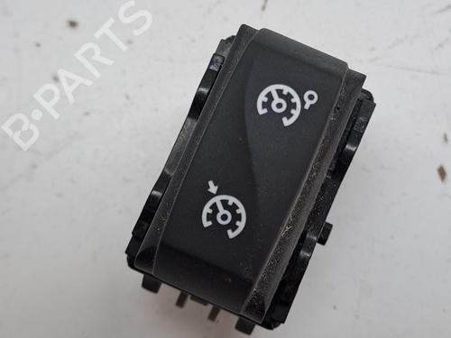 Elektronische module RENAULT MEGANE II Saloon (LM0/1_) 1.5 dCi (LM0F, LM0T, LM2B) | BP28037724M83 
