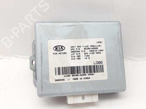 Used Electronic module Electronic module KIA CEE'D (JD) 1.0 T-GDI (100 hp) 34331240 34331240