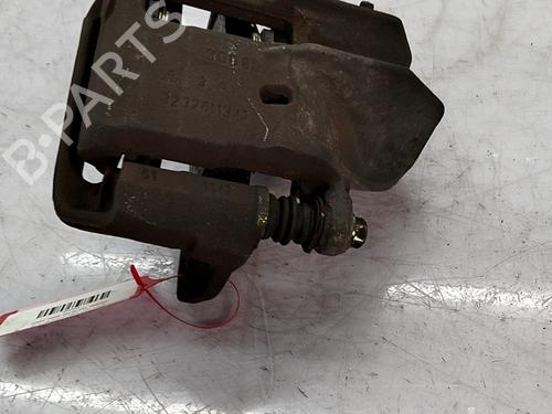 Høyre bremsekaliper foran Høyre bremsekaliper foran VOLVO V40 Estate (645) 1.9 TD (90 hp) 33766504 33766504