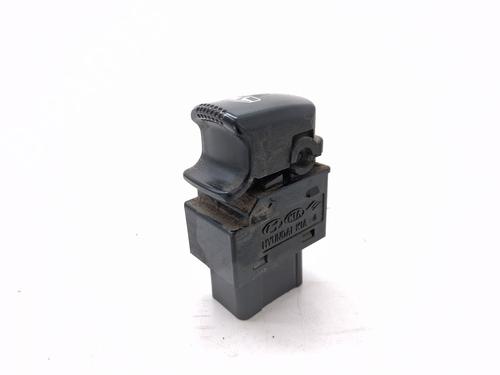 Right rear window switch HYUNDAI SANTA FÉ II (CM) 2.2 CRDi 4x4 | BP28083879I28 