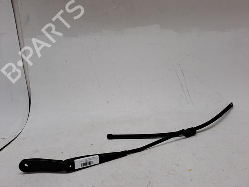 Used Front windshield wiper arm VOLVO XC60 I SUV (156) D3 (150 hp) 26450806
