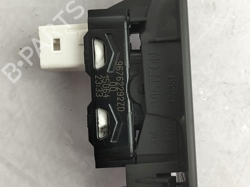 Right rear window switch CITROËN C4 Picasso II 2.0 BlueHDi 150 | BP37591972I28 - Image 4