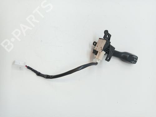 Used Switch TOYOTA YARIS (_P13_) 1.5 Hybrid (NHP130_, NHP130) (101 hp) 23363035