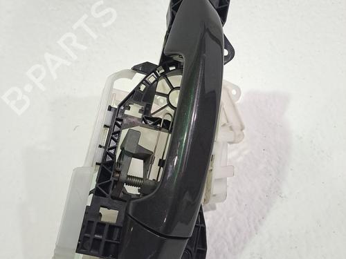 Høyre foran utvendig håndtak VW PASSAT B5.5 (3B3) 2.0 (115 hp) 25248863