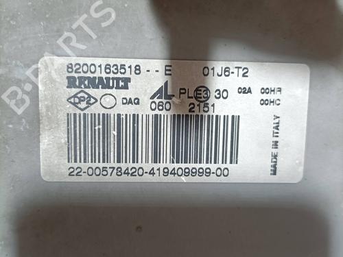Højre forlygte RENAULT MASTER II Van (FD) 3.0 dCi 140 (FD0T, FD0S, FD2T, FD3S, FD8S) | BP25986903C29 