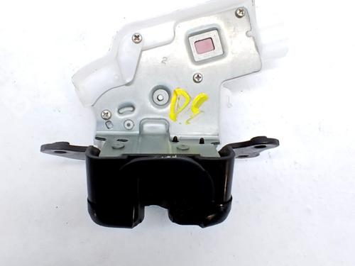 tailgate-lock-toyota-yaris-cross-mxp_-2020-38418114 main image