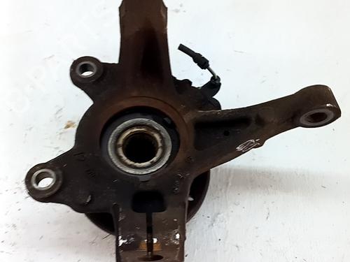 Used Right front steering knuckle Right front steering knuckle DACIA SANDERO II 1.5 dCi 75 / Blue dCi 75 (B8JW, B8M4, B8AH, B8M7, B8M6) (75 hp) 34181871 34181871