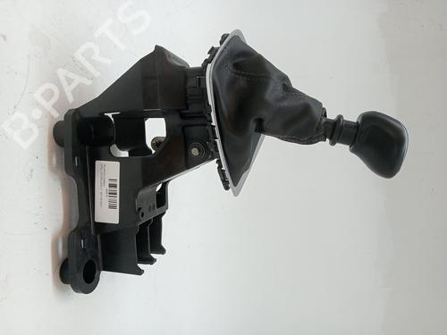 Used Gear lever OPEL CROSSLAND X / CROSSLAND (P17, P2QO) 1.2 (75) (131 hp) 26451010