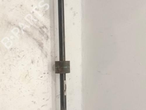 Used Right front driveshaft Right front driveshaft 38990882 38990882